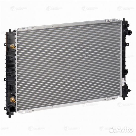 Радиатор охлаждения Мазда Трибьют 00- 3.0i