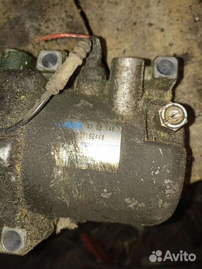 Компрессор кондиционера Saab 900