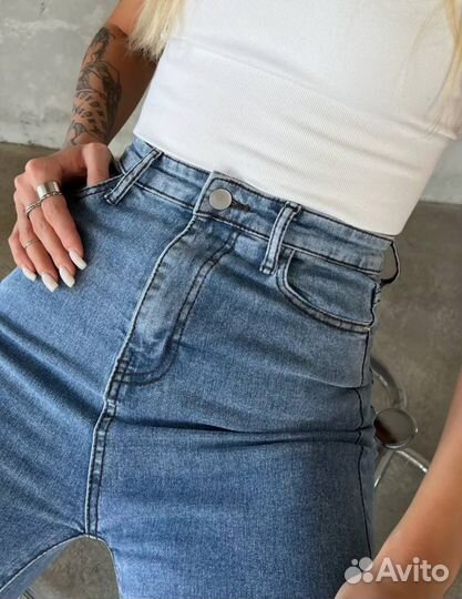 Джинсы skinni 26 размер с высокой талией