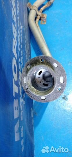 Заливная горловина бензобака Kia Sorento 1