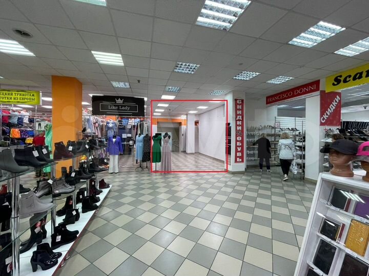 Торговая площадь в ТЦ Гостинный двор, 17 м²