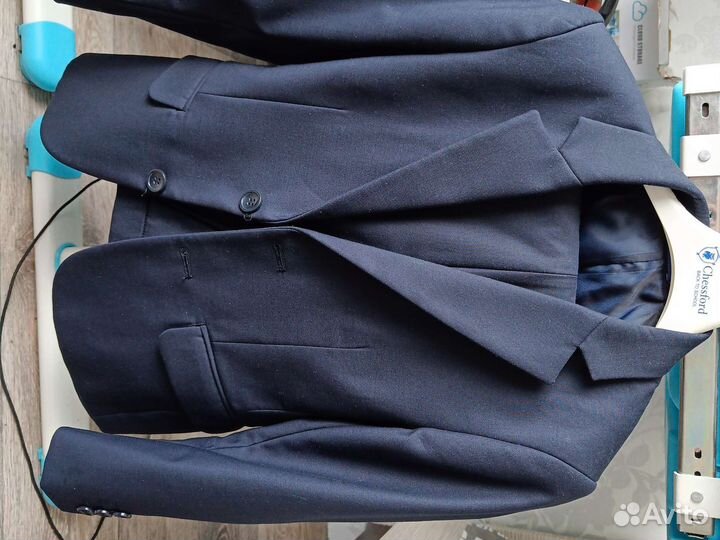 Костюм школьный 128 новый