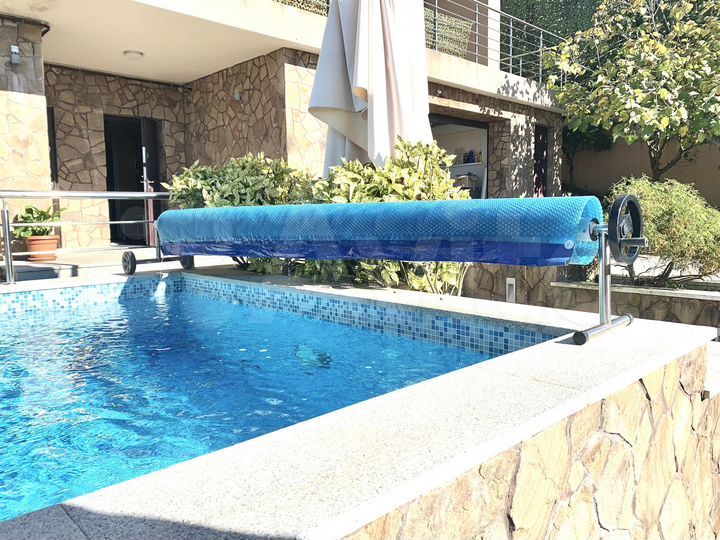 Дом 250 м² на участке 6,5 сот.