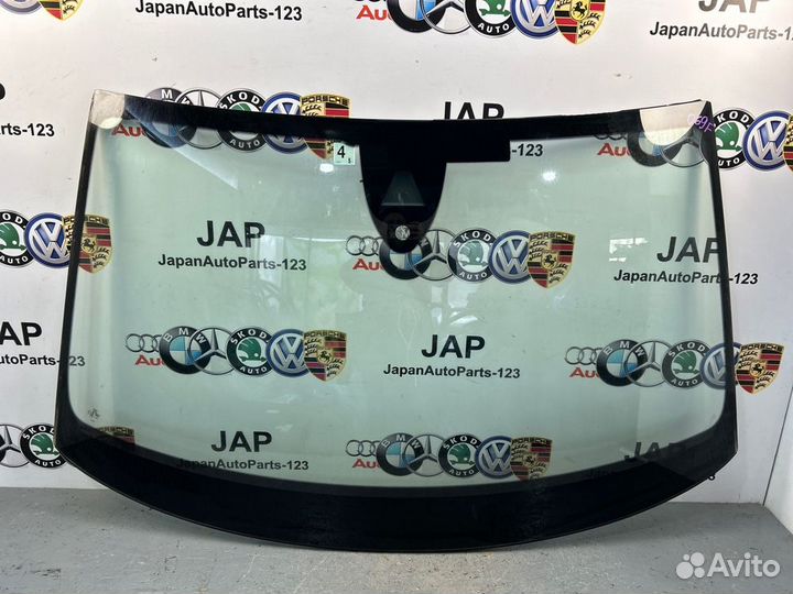 Стекло лобовое (ветровое) Audi A6/RS6/S6