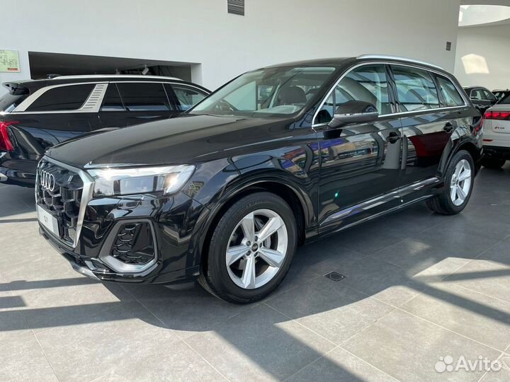 Audi Q7 3.0 AT, 2024