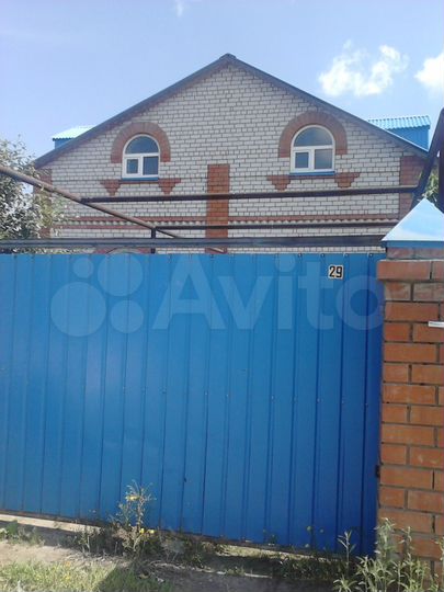 Дом 253 м² на участке 10 сот.