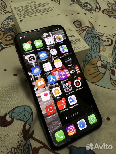 iPhone Xs, 256 ГБ