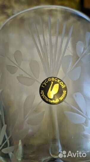 Набор стаканов и рюмок