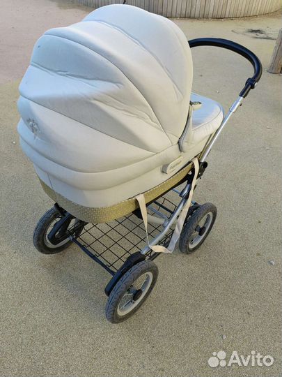 Коляска люлька Peg-Perego Young Auto+ Молокоотсос