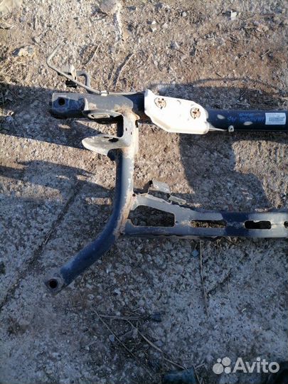 Подрамник задний Skoda Octavia A5