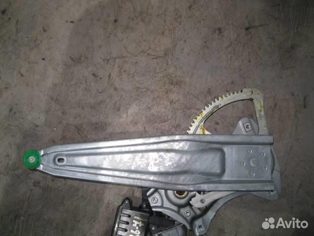 Стеклоподъемник электр. задний левый 6984005130