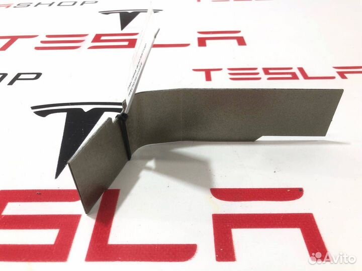 Пластина-изолятор текстолитовая основной батареи