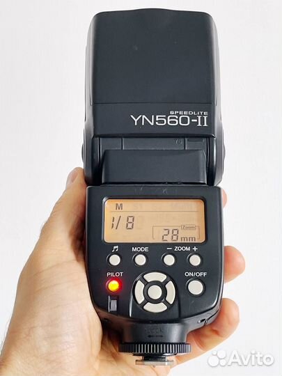 Вспышка Yongnuo 560 II