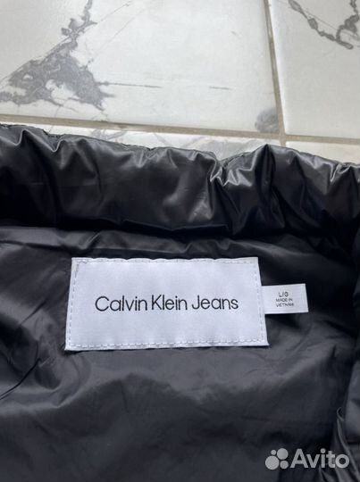 Calvin Klein новый жилет оригинал