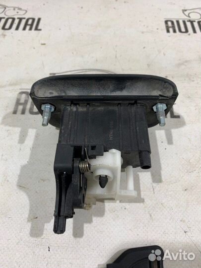 Замок багажника Renault Symbol K7JA700 2005