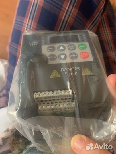 Частотный преобразователь inverter 2.2kw 9.6A