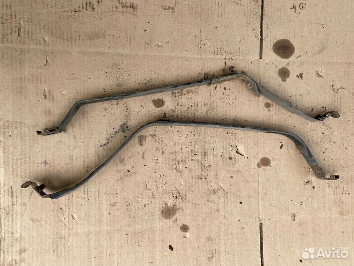 Петли крепления бензобака Mazda CX-5 KE