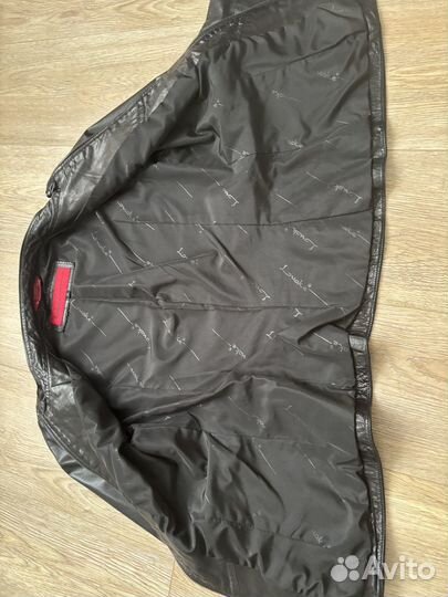 Кожаная куртка 42 размер