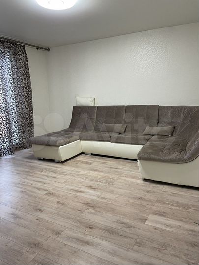 3-к. квартира, 67,7 м², 9/10 эт.