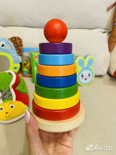 Игрушки детские, мягкие развивающие ботинки