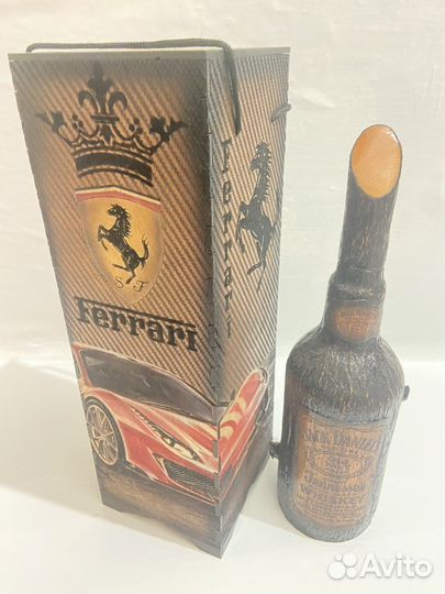 Подарочная коробка-пенал с бутылкой