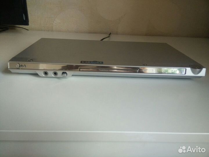 Караоке LG DK676X