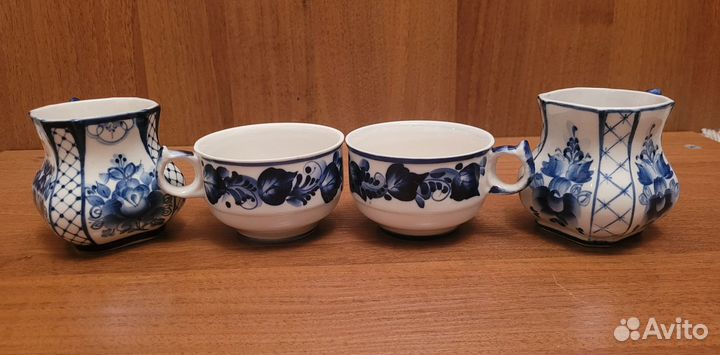 Чашки фарфоровые гжель