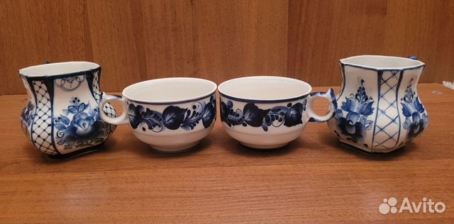 Чашки фарфоровые гжель
