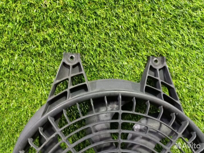 Вентилятор радиатора кондиционера Kia Sorento BL