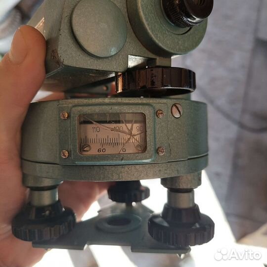 Нивелир 2Н-10л