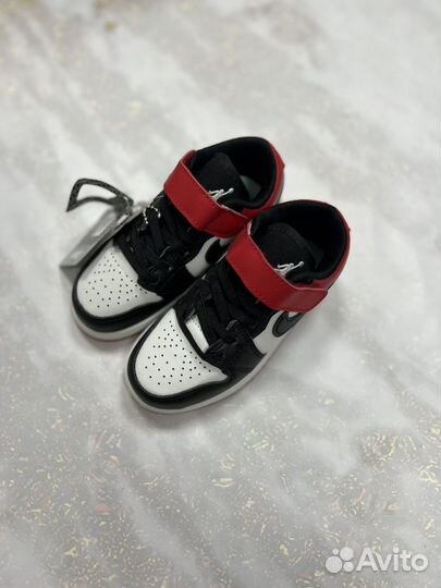 Детские кроссовки Nike Jordan