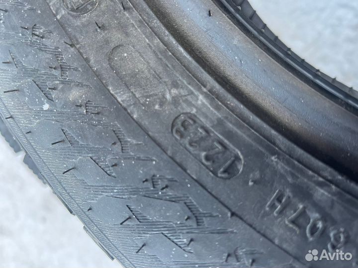 Hankook Winter i'Pike X W429A 235/55 R19 105T