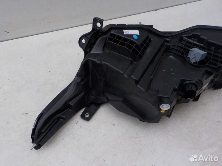 Фара правая Land Rover Range Rover Sport 2017