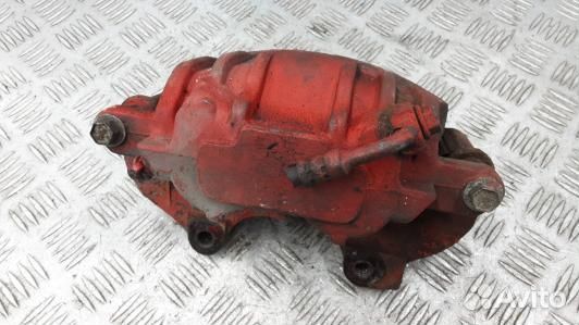 Суппорт тормозной передний правый chrysler 300C 1