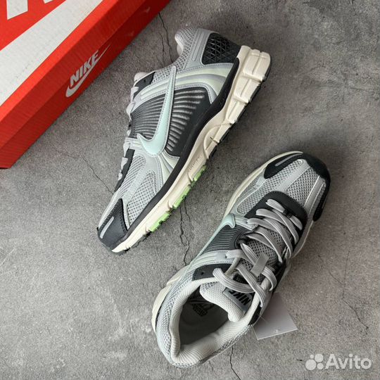 Nike Zoom Vomero 5 Cobblestone Flat Pewter