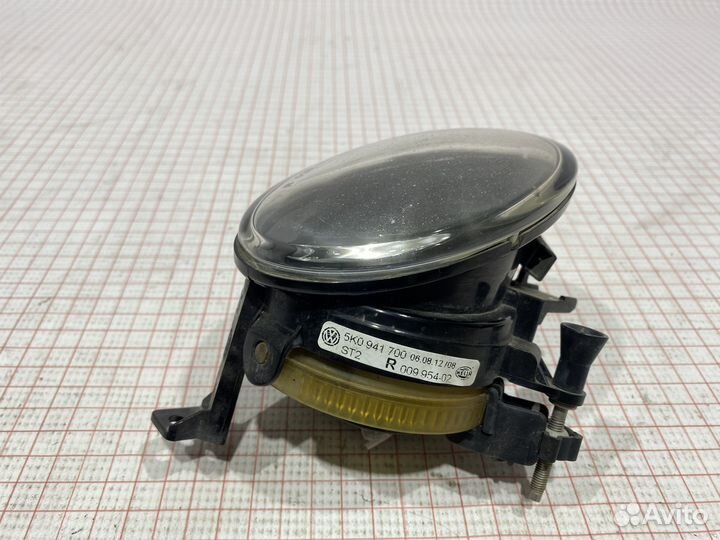 Фара противотуманная правая для VW Golf 6