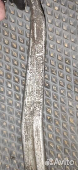 Рычаг передний правый верхний Ауди а4 б8