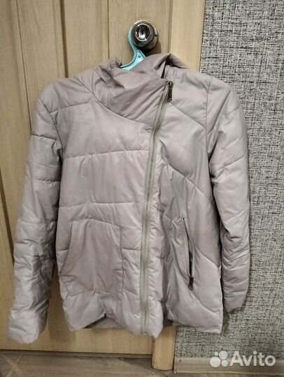 Куртки пуховики женские
