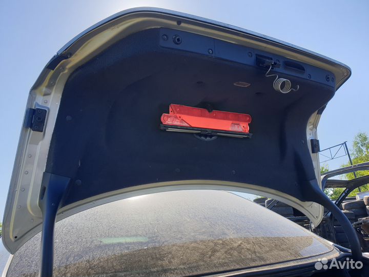 Крышка багажника mercedes e w211 211 серебристая