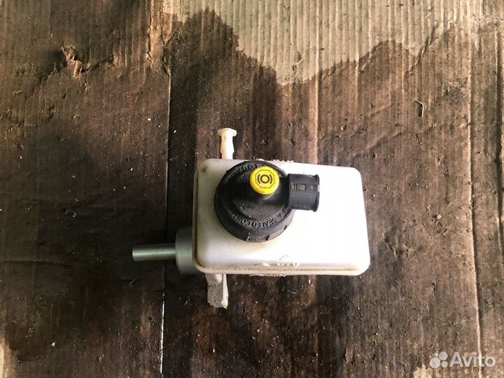 Renault sandero тормозной цилиндр
