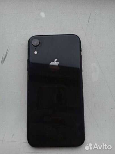 iPhone Xr, 64 ГБ