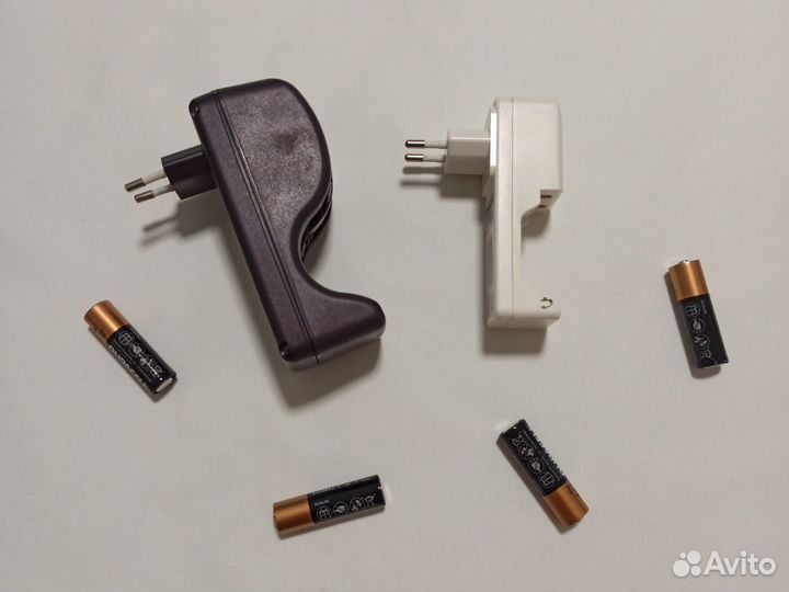 Зарядное устройство для аккумуляторных батареек