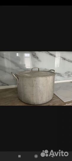 Кастрюли большие