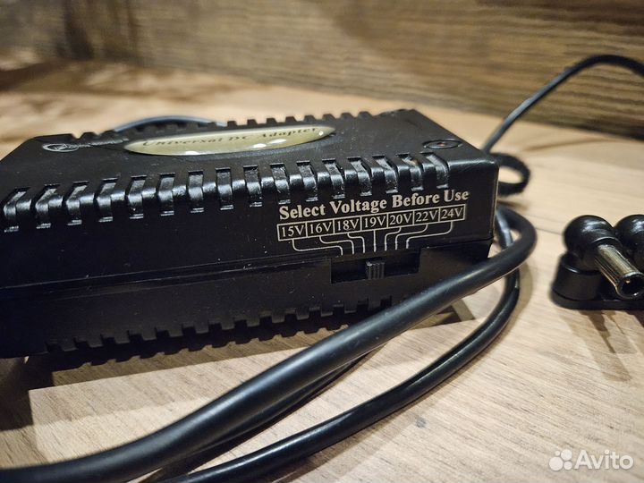 Автомобильное зарядное устройство для ноутбуков