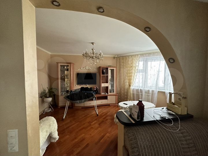 3-к. квартира, 96,5 м², 10/22 эт.