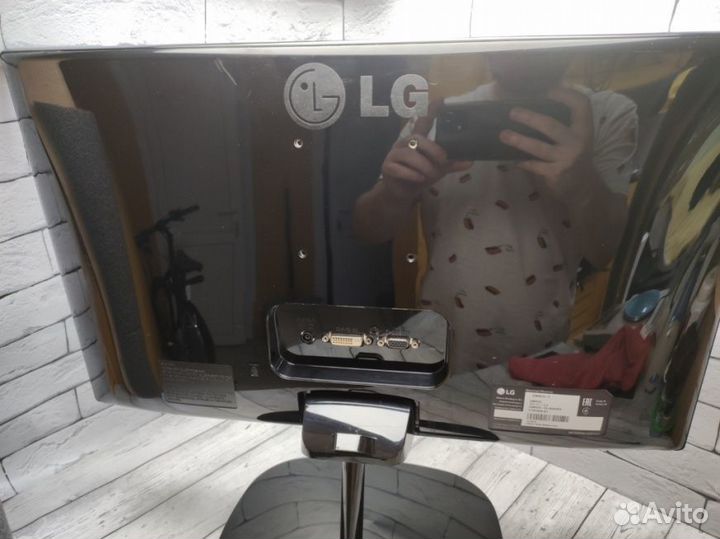 21.5 Монитор LG 22MP67D, 1920x1080, AH-IPS