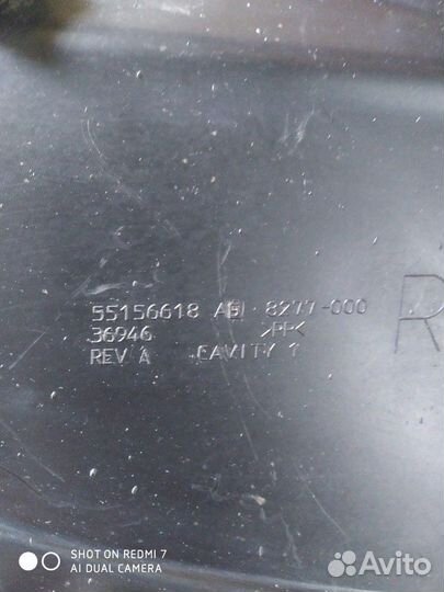 Подкрылок Jeep Grand Cherokee wk 1