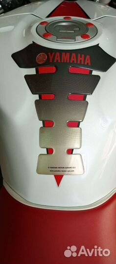 Yamaha YZF R1