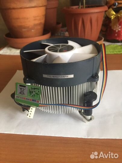 Процес Intel Celer и кулер на процес 775/1155/1156