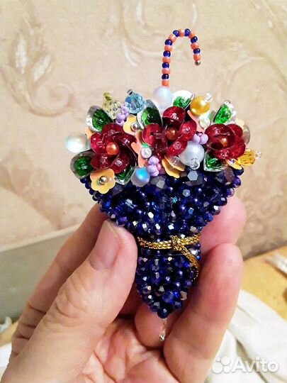 Броши из бисера